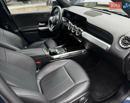 Синій Мерседес EQB, об'ємом двигуна 0 л та пробігом 64 тис. км за 29500 $, фото 57 на Automoto.ua