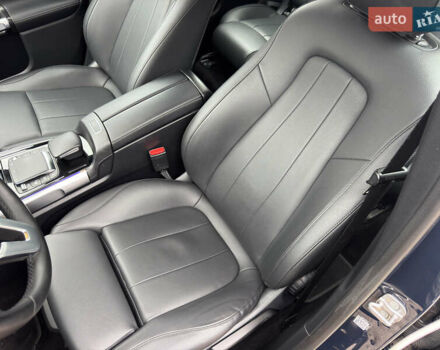 Синій Мерседес EQB, об'ємом двигуна 0 л та пробігом 64 тис. км за 29500 $, фото 37 на Automoto.ua