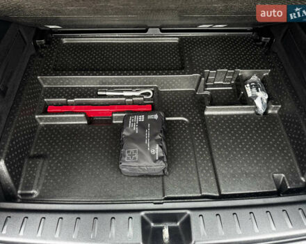 Синій Мерседес EQB, об'ємом двигуна 0 л та пробігом 64 тис. км за 29500 $, фото 45 на Automoto.ua