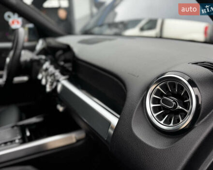 Синій Мерседес EQB, об'ємом двигуна 0 л та пробігом 64 тис. км за 29500 $, фото 61 на Automoto.ua