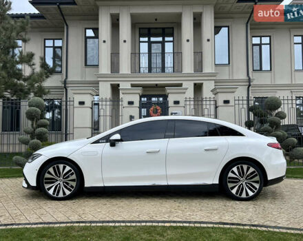 Белый Мерседес EQE, объемом двигателя 0 л и пробегом 11 тыс. км за 44000 $, фото 6 на Automoto.ua
