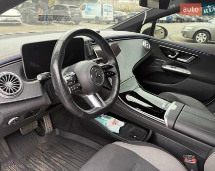Белый Мерседес EQE, объемом двигателя 0 л и пробегом 25 тыс. км за 56900 $, фото 11 на Automoto.ua