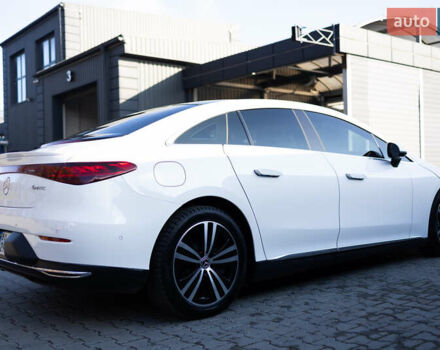 Белый Мерседес EQE, объемом двигателя 0 л и пробегом 36 тыс. км за 52500 $, фото 8 на Automoto.ua