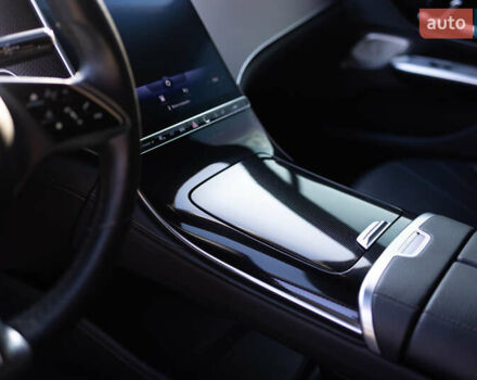 Белый Мерседес EQE, объемом двигателя 0 л и пробегом 36 тыс. км за 52500 $, фото 39 на Automoto.ua