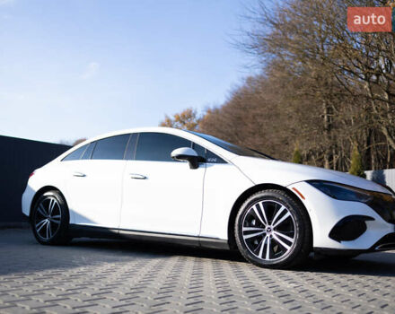 Белый Мерседес EQE, объемом двигателя 0 л и пробегом 36 тыс. км за 52500 $, фото 1 на Automoto.ua