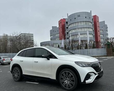 Белый Мерседес EQE, объемом двигателя 0 л и пробегом 15 тыс. км за 73900 $, фото 4 на Automoto.ua