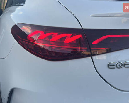 Белый Мерседес EQE, объемом двигателя 0 л и пробегом 8 тыс. км за 67477 $, фото 7 на Automoto.ua