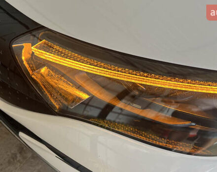 Белый Мерседес EQE, объемом двигателя 0 л и пробегом 8 тыс. км за 67477 $, фото 6 на Automoto.ua