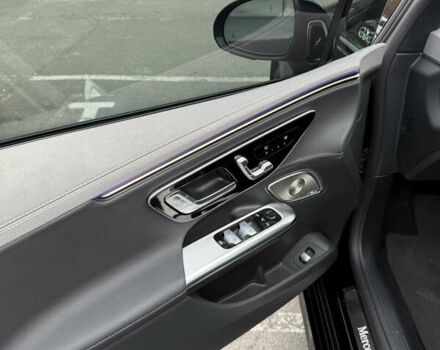 Чорний Мерседес EQE, об'ємом двигуна 0 л та пробігом 4 тис. км за 46000 $, фото 7 на Automoto.ua