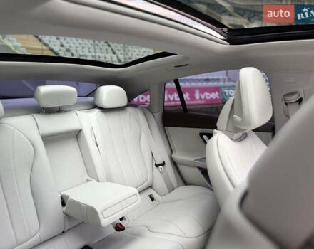 Черный Мерседес EQE, объемом двигателя 0 л и пробегом 28 тыс. км за 45900 $, фото 56 на Automoto.ua