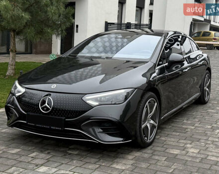 Черный Мерседес EQE, объемом двигателя 0 л и пробегом 17 тыс. км за 49500 $, фото 1 на Automoto.ua