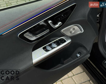 Черный Мерседес EQE, объемом двигателя 0 л и пробегом 39 тыс. км за 59000 $, фото 16 на Automoto.ua