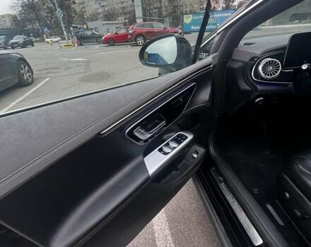 Чорний Мерседес EQE, об'ємом двигуна 0 л та пробігом 288 тис. км за 27450 $, фото 6 на Automoto.ua