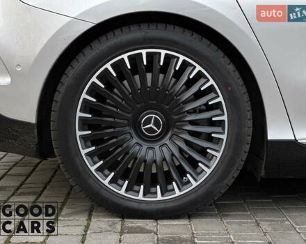 Черный Мерседес EQE, объемом двигателя 0 л и пробегом 39 тыс. км за 59000 $, фото 13 на Automoto.ua