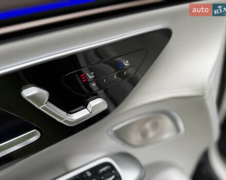 Черный Мерседес EQE, объемом двигателя 0 л и пробегом 28 тыс. км за 45900 $, фото 26 на Automoto.ua