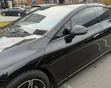 Чорний Мерседес EQE, об'ємом двигуна 0 л та пробігом 4 тис. км за 46000 $, фото 1 на Automoto.ua