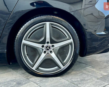 Черный Мерседес EQE, объемом двигателя 0 л и пробегом 14 тыс. км за 56800 $, фото 11 на Automoto.ua