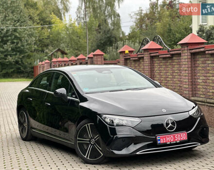 Чорний Мерседес EQE, об'ємом двигуна 0 л та пробігом 41 тис. км за 31919 $, фото 3 на Automoto.ua