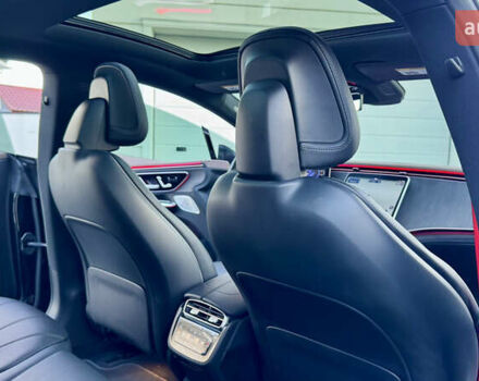 Черный Мерседес EQE, объемом двигателя 0 л и пробегом 14 тыс. км за 56800 $, фото 86 на Automoto.ua