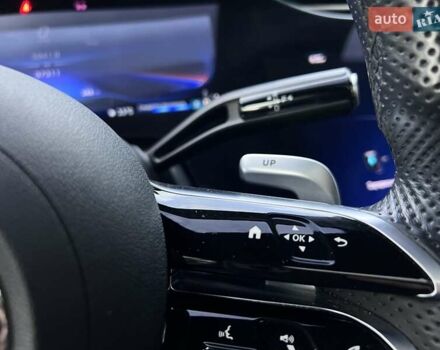 Черный Мерседес EQE, объемом двигателя 0 л и пробегом 95 тыс. км за 55000 $, фото 39 на Automoto.ua