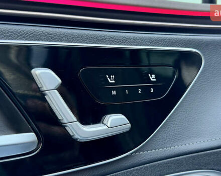 Черный Мерседес EQE, объемом двигателя 0 л и пробегом 14 тыс. км за 56800 $, фото 31 на Automoto.ua