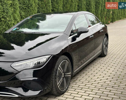 Чорний Мерседес EQE, об'ємом двигуна 0 л та пробігом 41 тис. км за 31919 $, фото 5 на Automoto.ua