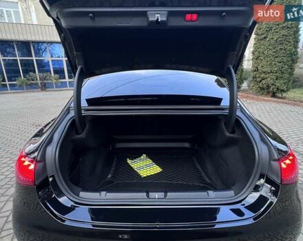 Черный Мерседес EQE, объемом двигателя 0 л и пробегом 95 тыс. км за 55000 $, фото 14 на Automoto.ua