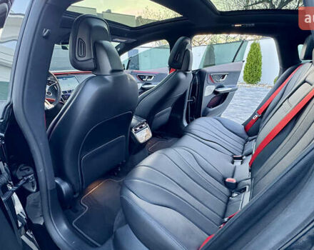 Черный Мерседес EQE, объемом двигателя 0 л и пробегом 14 тыс. км за 56800 $, фото 62 на Automoto.ua