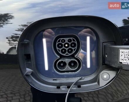 Черный Мерседес EQE, объемом двигателя 0 л и пробегом 95 тыс. км за 55000 $, фото 26 на Automoto.ua