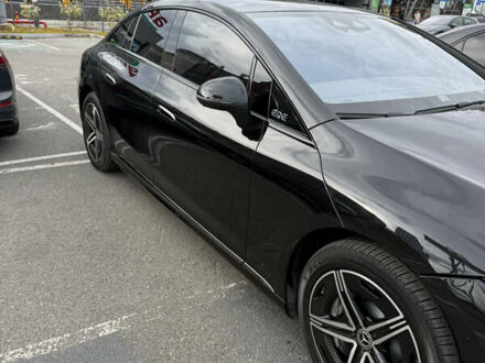 Черный Мерседес EQE, объемом двигателя 0 л и пробегом 4 тыс. км за 46000 $, фото 1 на Automoto.ua