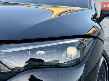 Черный Мерседес EQE, объемом двигателя 0 л и пробегом 14 тыс. км за 56800 $, фото 1 на Automoto.ua