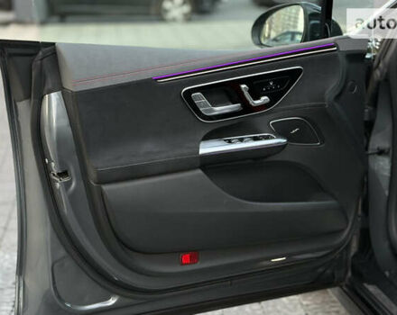 Серый Мерседес EQE, объемом двигателя 0 л и пробегом 52 тыс. км за 54000 $, фото 14 на Automoto.ua