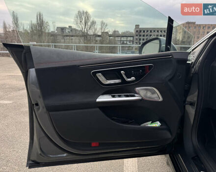 Серый Мерседес EQE, объемом двигателя 0 л и пробегом 9 тыс. км за 69900 $, фото 23 на Automoto.ua