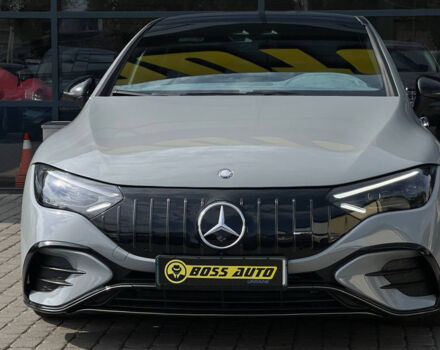 Серый Мерседес EQE, объемом двигателя 92 л и пробегом 2 тыс. км за 120000 $, фото 1 на Automoto.ua