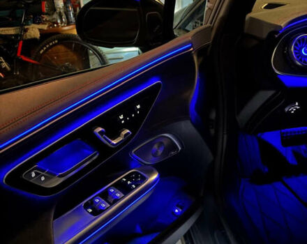 Серый Мерседес EQE, объемом двигателя 0 л и пробегом 28 тыс. км за 70000 $, фото 46 на Automoto.ua