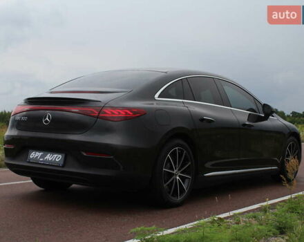 Серый Мерседес EQE, объемом двигателя 0 л и пробегом 30 тыс. км за 43800 $, фото 5 на Automoto.ua
