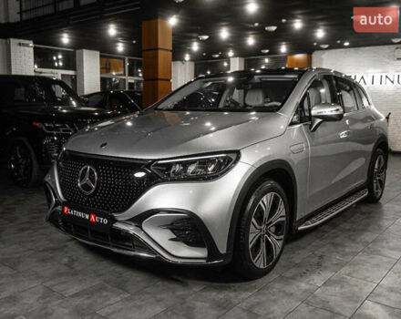 Серый Мерседес EQE, объемом двигателя 0 л и пробегом 27 тыс. км за 53900 $, фото 4 на Automoto.ua