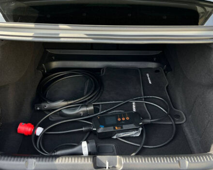 Серый Мерседес EQE, объемом двигателя 92 л и пробегом 2 тыс. км за 120000 $, фото 14 на Automoto.ua