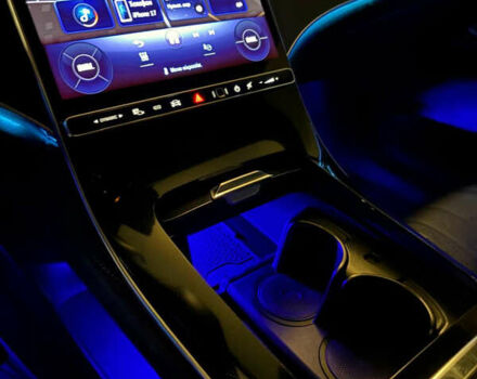 Серый Мерседес EQE, объемом двигателя 0 л и пробегом 28 тыс. км за 70000 $, фото 43 на Automoto.ua