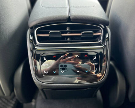 Серый Мерседес EQE, объемом двигателя 92 л и пробегом 2 тыс. км за 120000 $, фото 13 на Automoto.ua