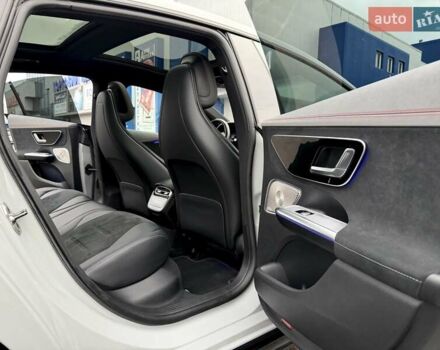 Серый Мерседес EQE, объемом двигателя 0 л и пробегом 46 тыс. км за 49999 $, фото 48 на Automoto.ua