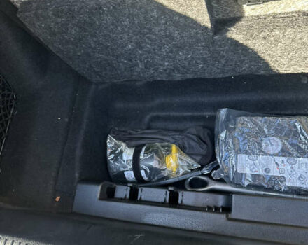 Серый Мерседес EQE, объемом двигателя 0 л и пробегом 38 тыс. км за 42500 $, фото 47 на Automoto.ua