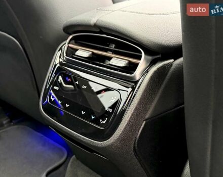 Серый Мерседес EQE, объемом двигателя 0 л и пробегом 46 тыс. км за 49999 $, фото 49 на Automoto.ua