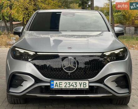 Мерседес EQE 2023 в Днепре (Днепропетровске) на Automoto.ua Серый Мерседес EQE, объемом двигателя 0 л и пробегом 12 тыс. км за 67500 $, фото 1 на Automoto.ua