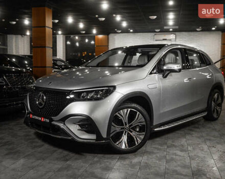Серый Мерседес EQE, объемом двигателя 0 л и пробегом 27 тыс. км за 53900 $, фото 5 на Automoto.ua