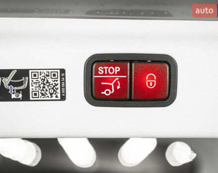 Серый Мерседес EQE, объемом двигателя 0 л и пробегом 27 тыс. км за 53900 $, фото 48 на Automoto.ua