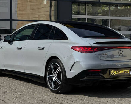 Серый Мерседес EQE, объемом двигателя 92 л и пробегом 2 тыс. км за 120000 $, фото 3 на Automoto.ua