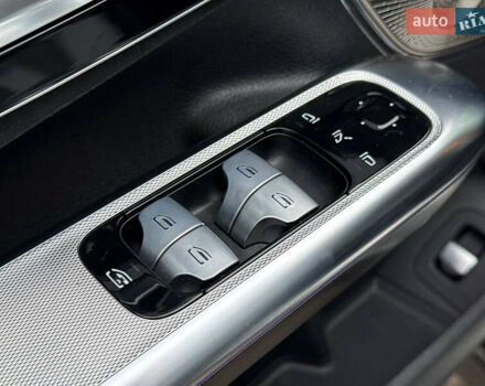 Серый Мерседес EQE, объемом двигателя 0 л и пробегом 18 тыс. км за 50000 $, фото 18 на Automoto.ua