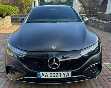 Серый Мерседес EQE, объемом двигателя 0 л и пробегом 28 тыс. км за 70000 $, фото 1 на Automoto.ua