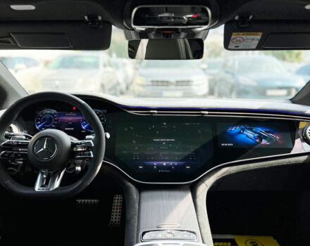 Серый Мерседес EQE, объемом двигателя 92 л и пробегом 2 тыс. км за 120000 $, фото 11 на Automoto.ua